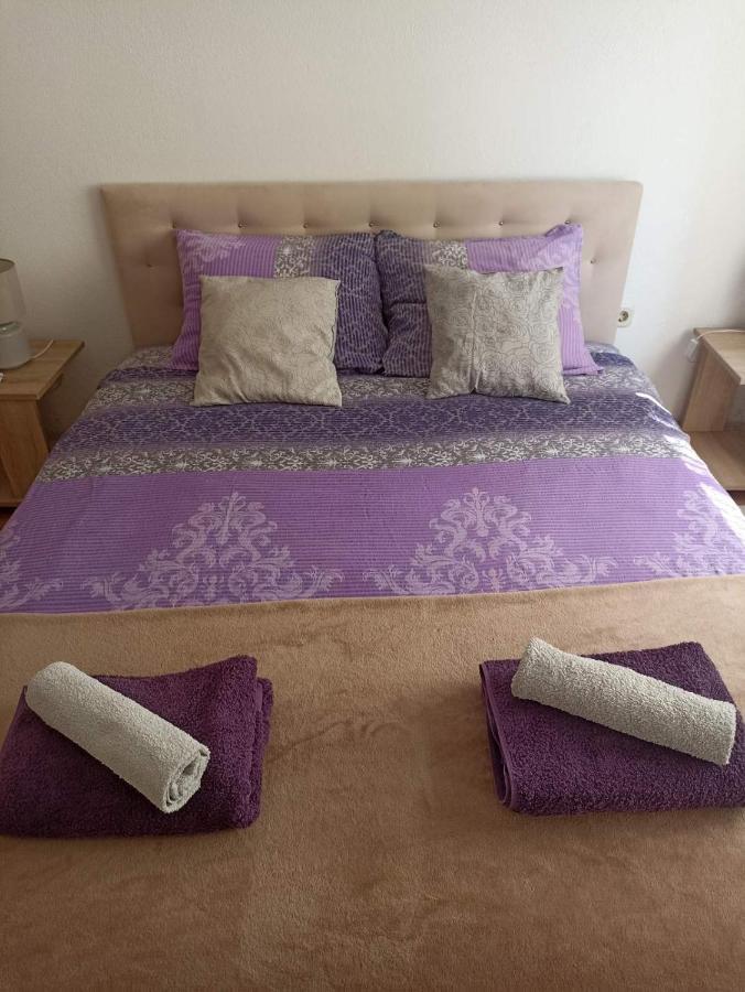 Sleep & Fly - Sarajevo Airport Apartment Екстериор снимка